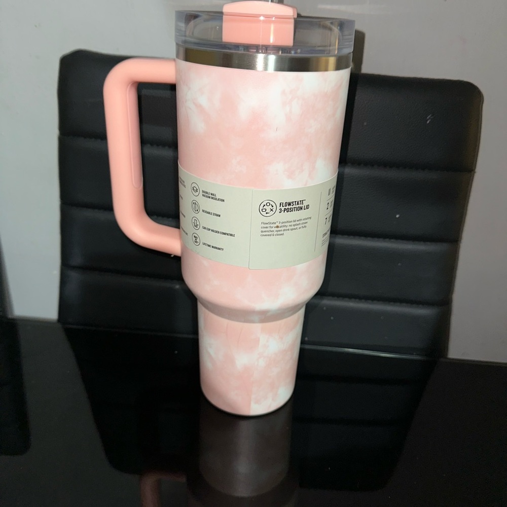 Stanley 40oz Stainless Steel H2.0 FlowState Quencher Tumbler- Peach Tie … - Picture 3 of 6